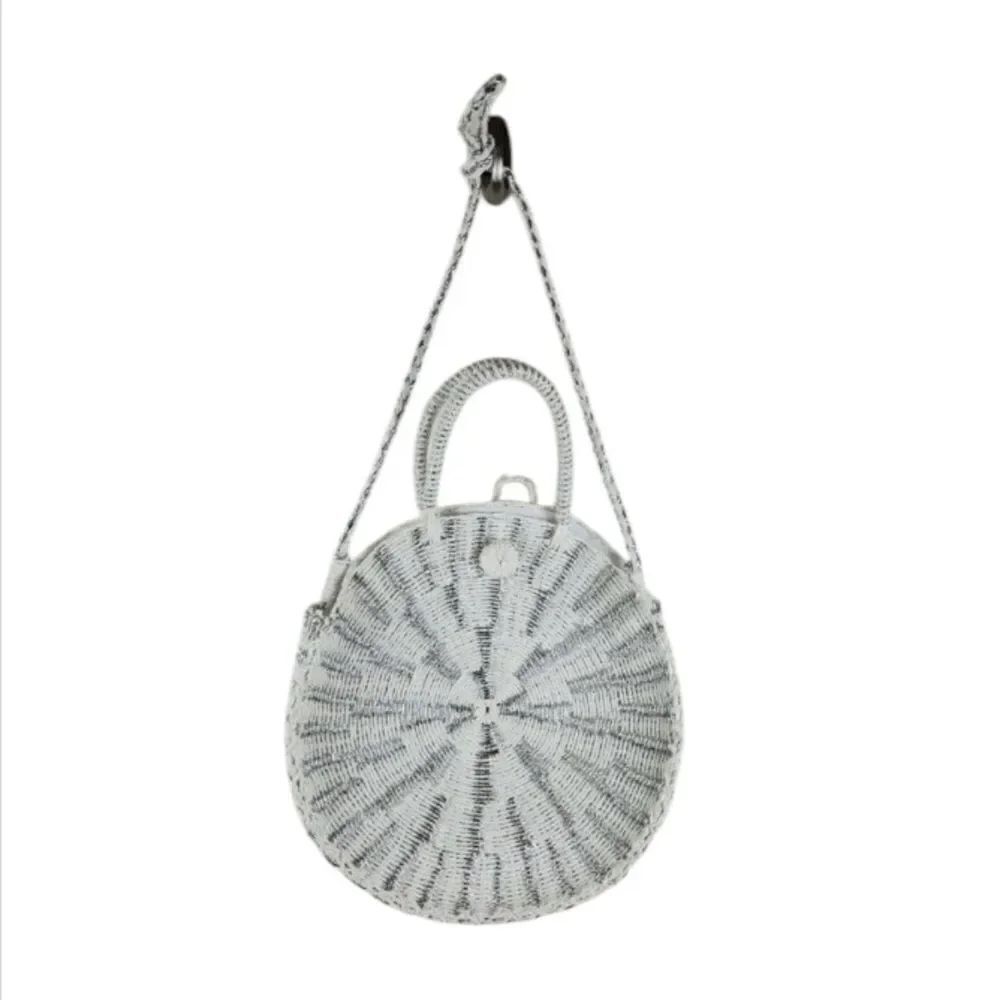 Mudpie white and silver wicker handbag shoulder strap and handles used 1x EUC